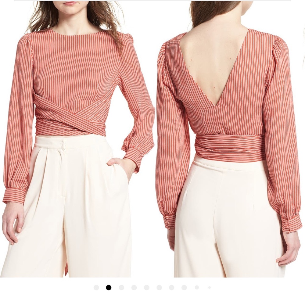 NWT** Slightly cropped top tied up to perfection.